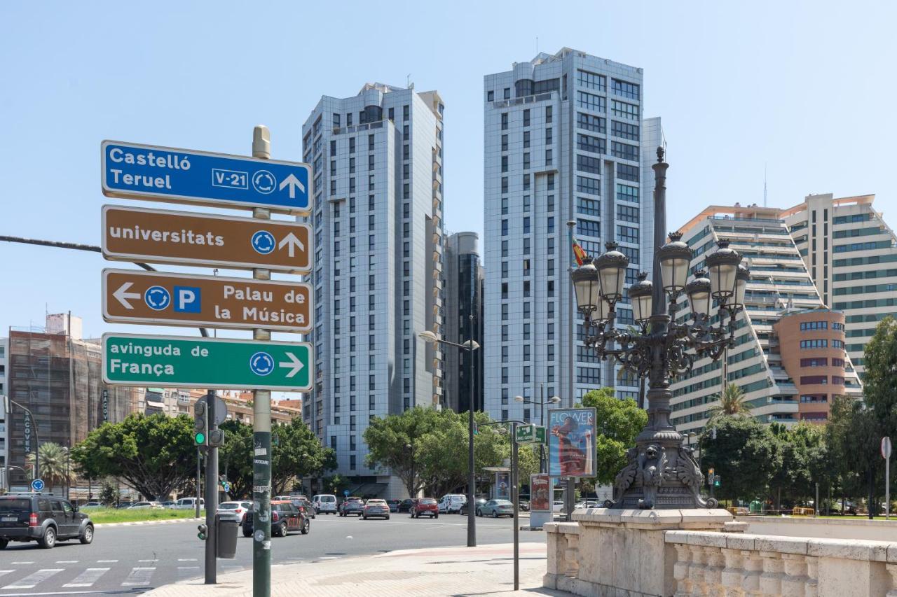 Apartup Opera Loft Love Valencia Eksteriør bilde